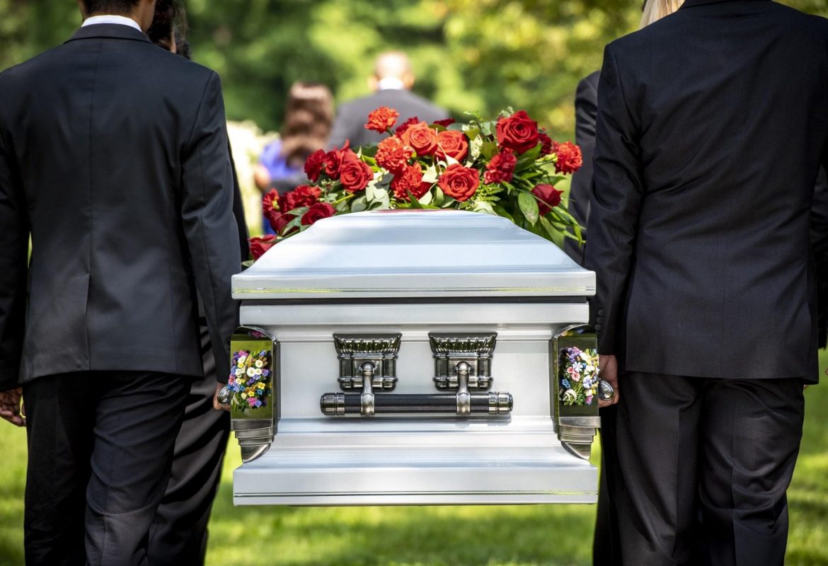 All You Need To Know Before Choosing A Funeral Package