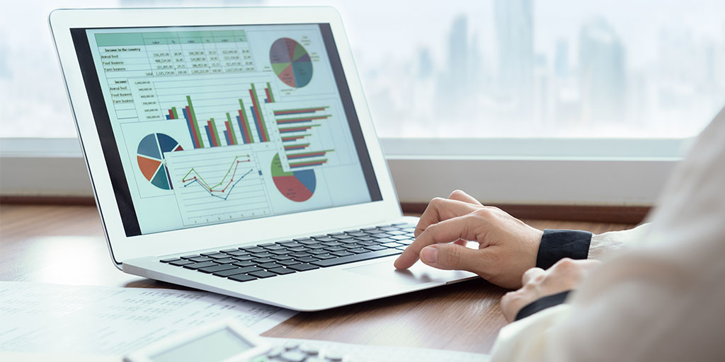 With expert payroll outsourcing, lower mistakes and increase efficiency